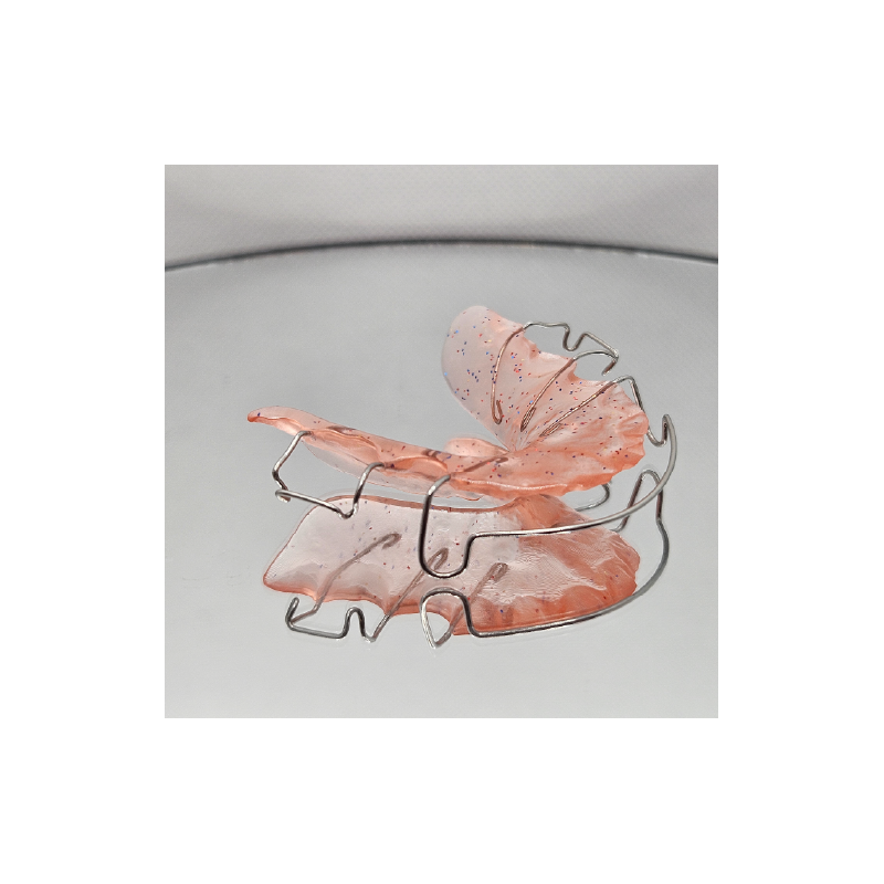 Hawley Retainer